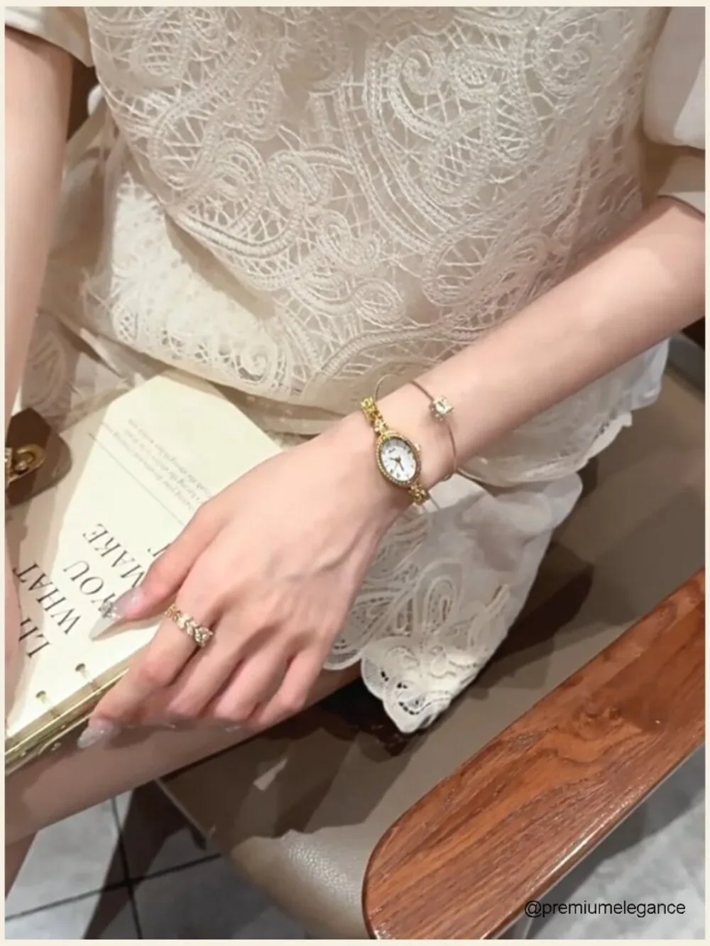 Vintage Gold Oval Roman Numeral Analog Bracelet Wrist Watch